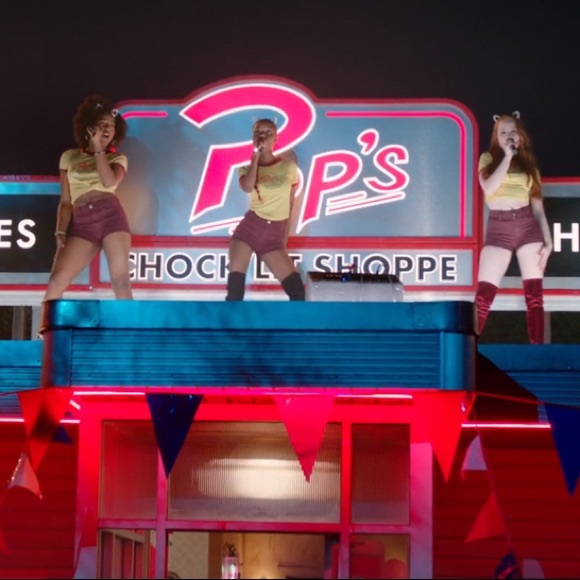 american eagle denim x hi-rise burgundy shortie shorts - Picture 8 of 8